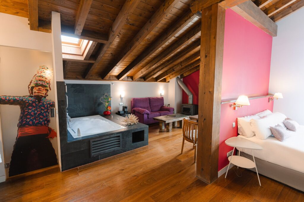 Hotel Iribarnia Gran Suite Carnaval con chimenea