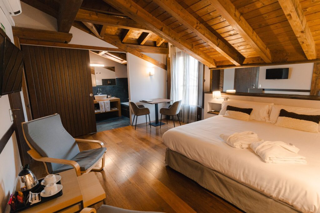 Habitación Junior Suite Hayedo Milenario - Hotel Iribarnia